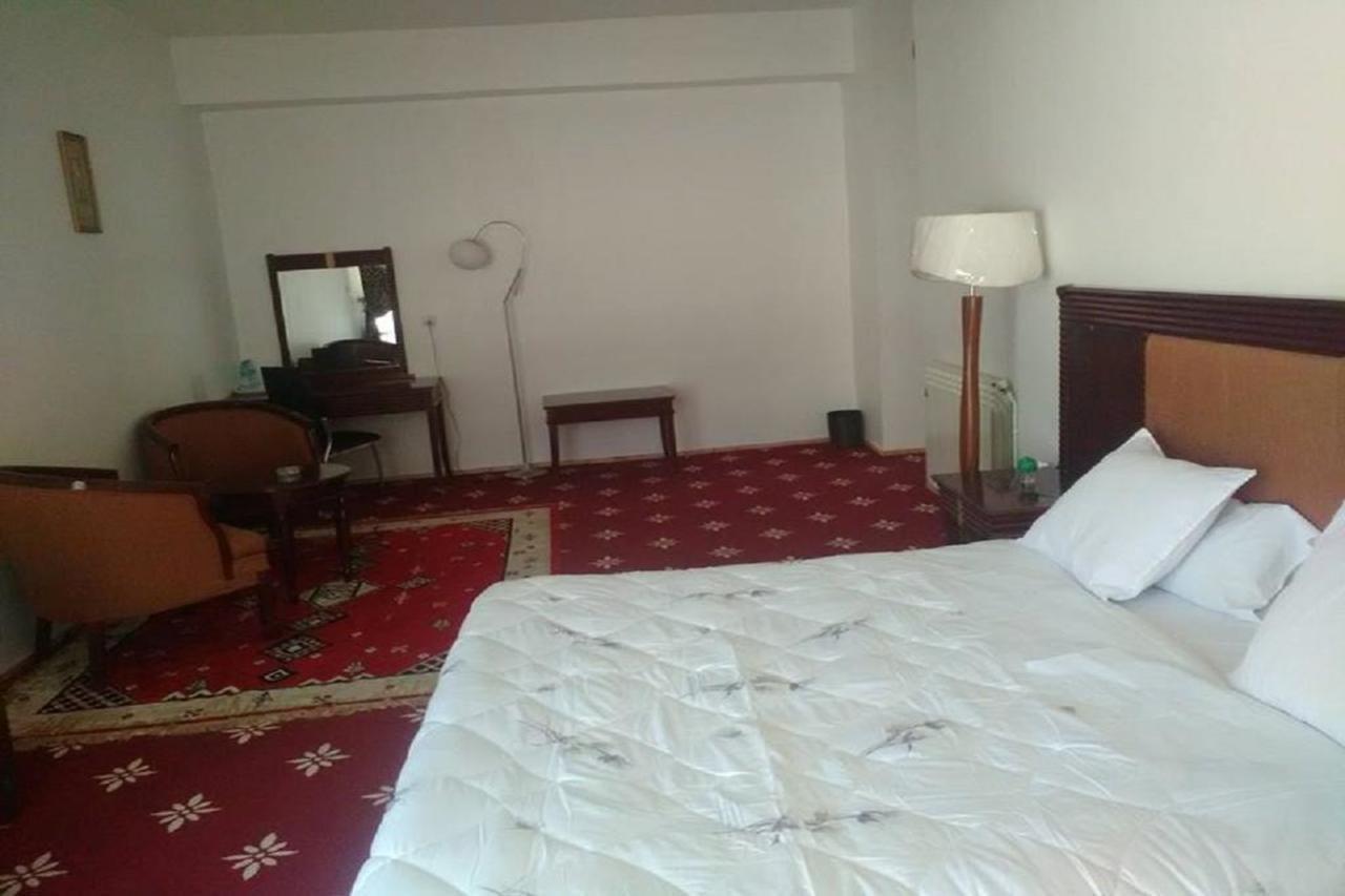 Mimosa Palace Hotel Annaba Eksteriør billede